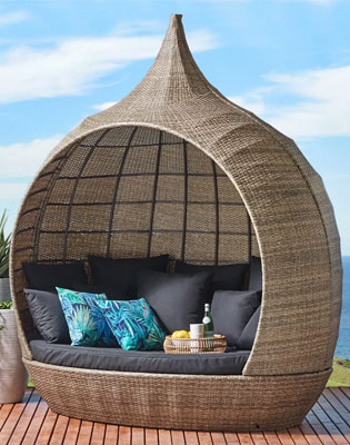 Wicker Lounger