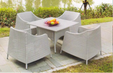 Wicker Dining Set