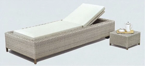 Wicker Lounger